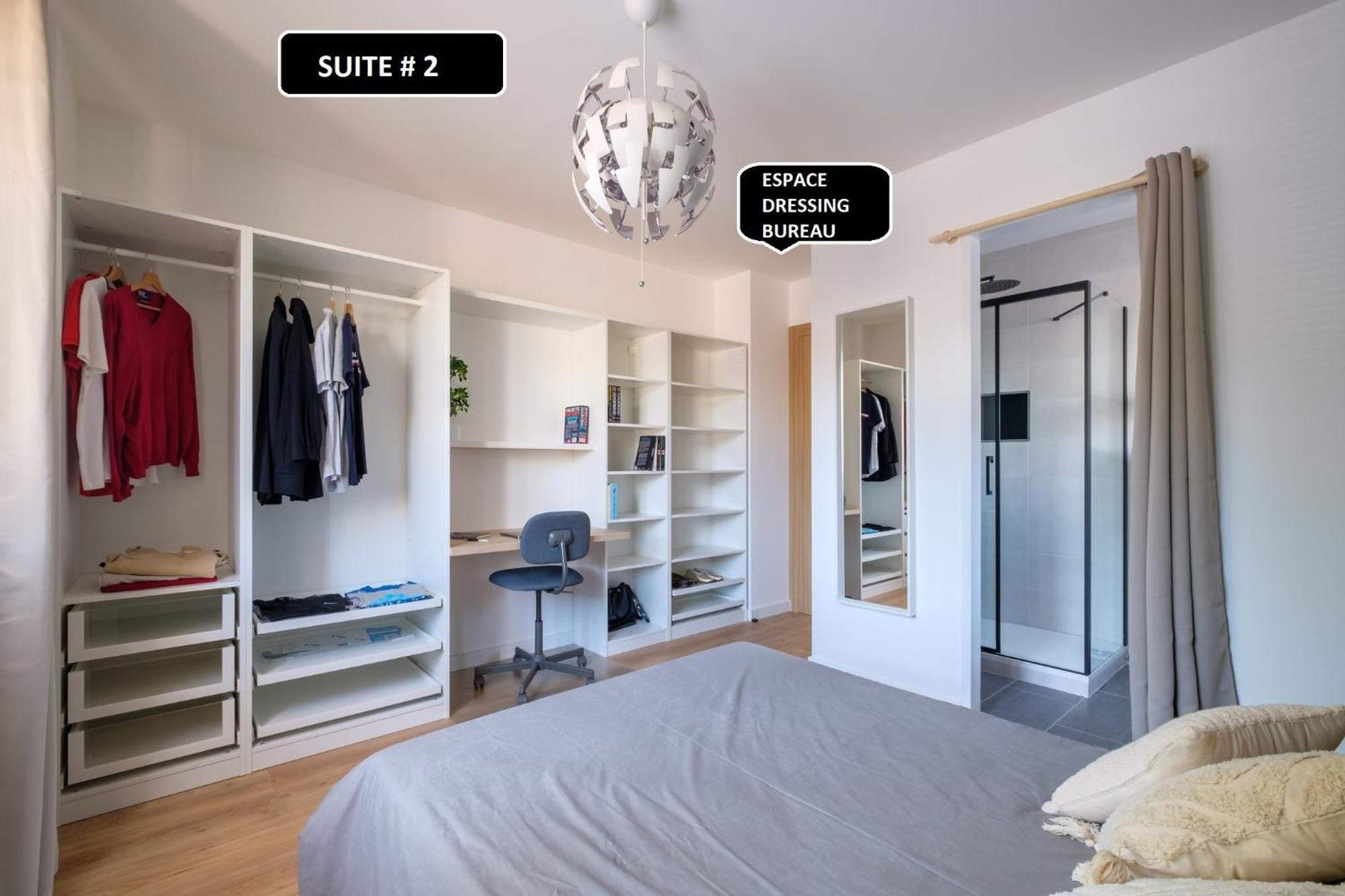 Appart 3 Suites-Chaque Suite Avec Sdo Wc Privatifs - Cuisine Commune Tassin-la-Demi-Lune Exterior foto